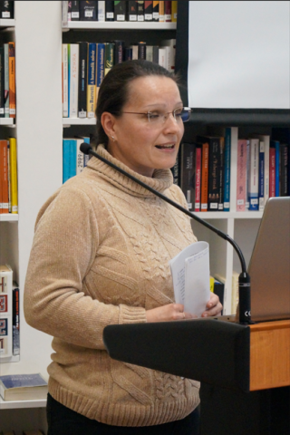 Czinege Szilvia történész 